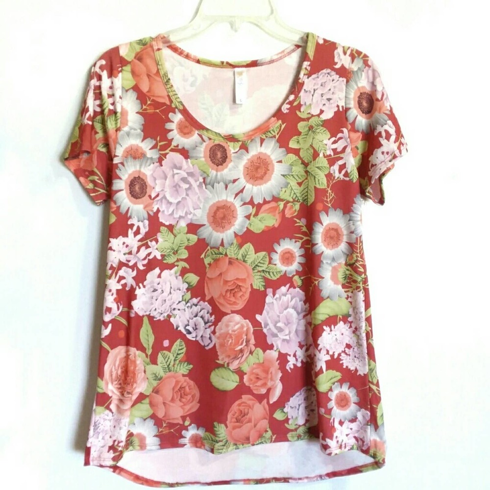 LulaRoe the Classic Tee floral size small
